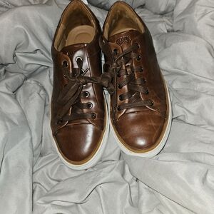 Allen Edmond's Men's Brown Leather Shoes (Size 8D)